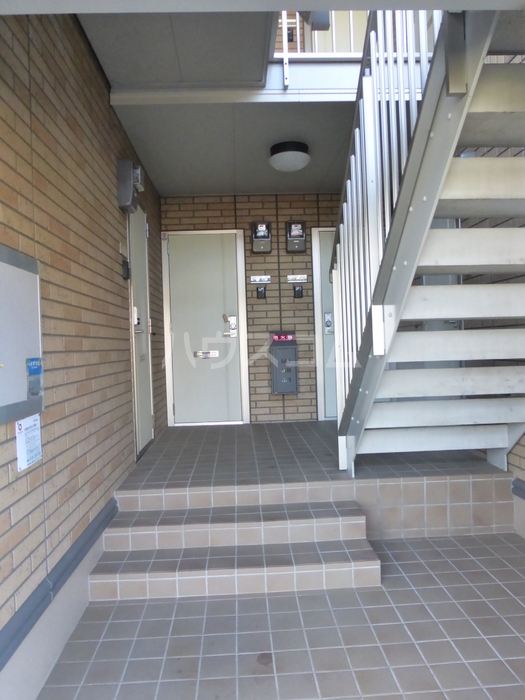 2/13 エントランス