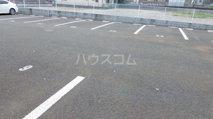 4/13 駐車場