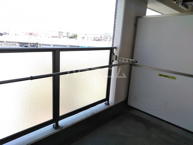 19/30 バルコニー