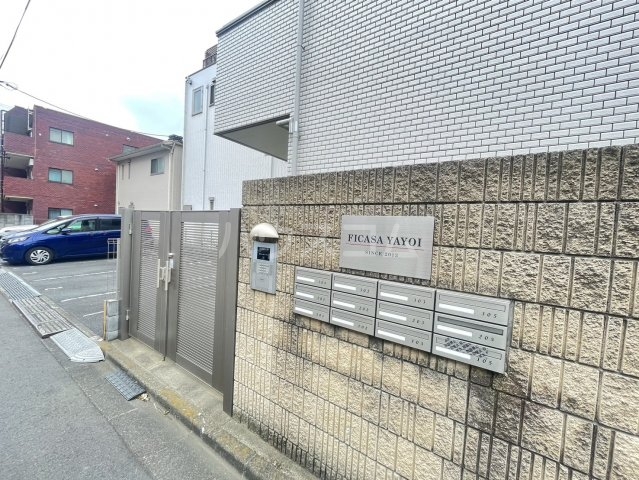 3/4 エントランス