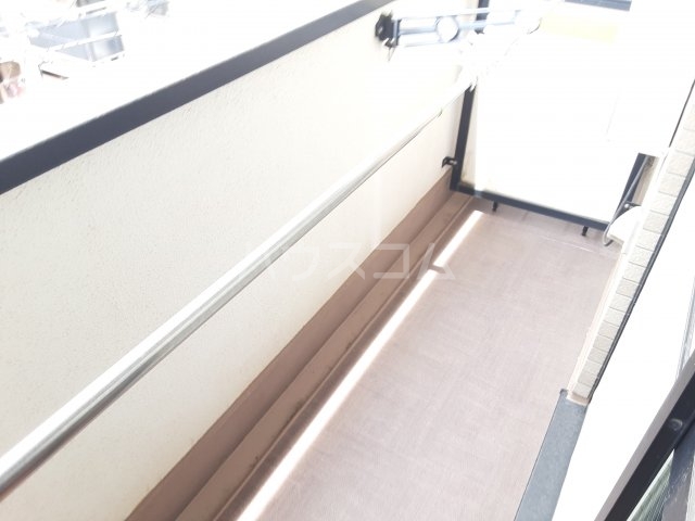 21/30 バルコニー