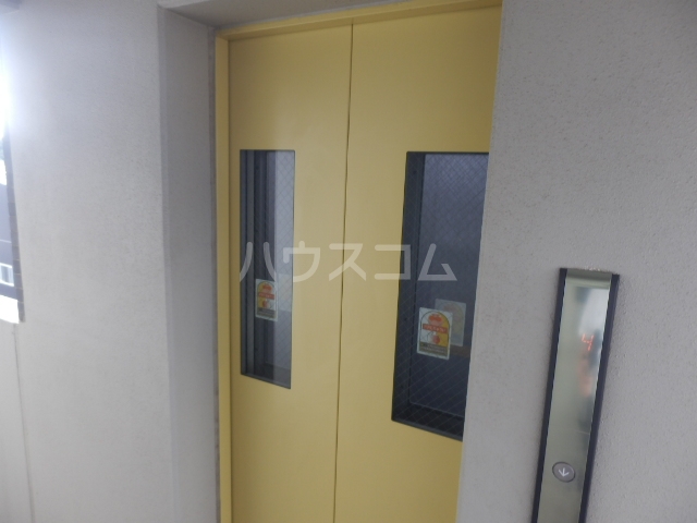 2/10 エントランス