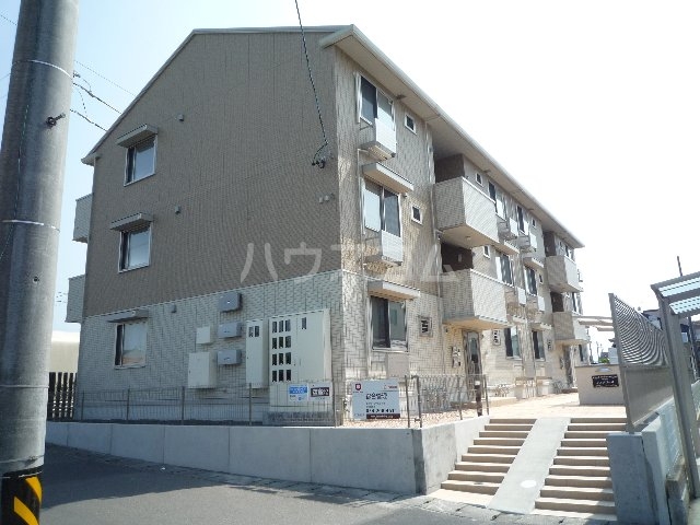 14/18 エントランス