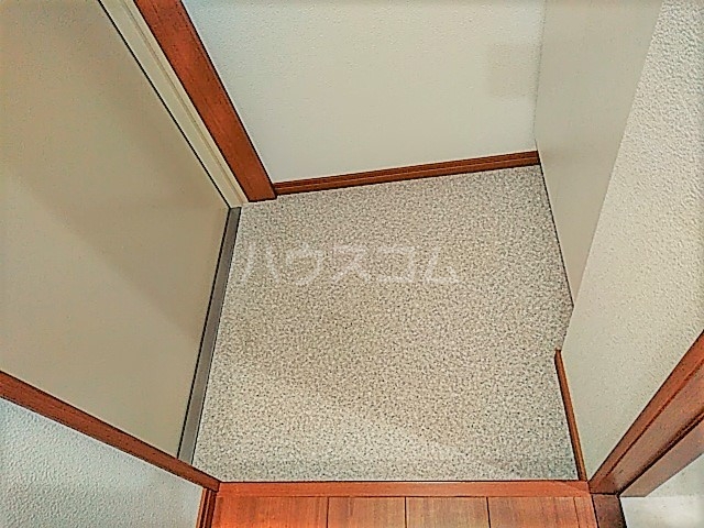 20/30 エントランス