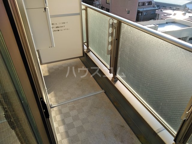 19/30 バルコニー