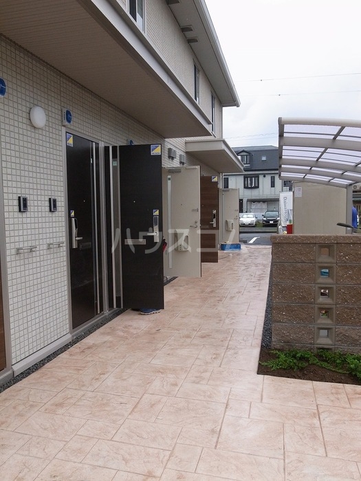 13/15 エントランス