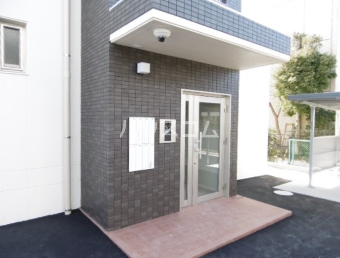 20/24 エントランス