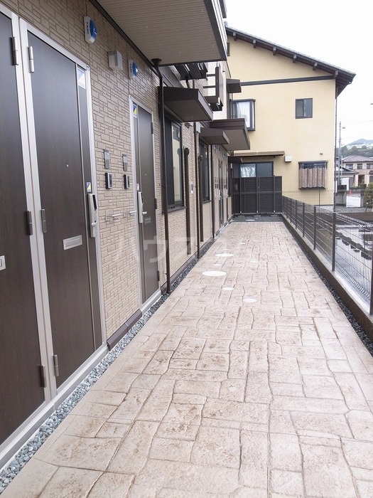 15/17 エントランス