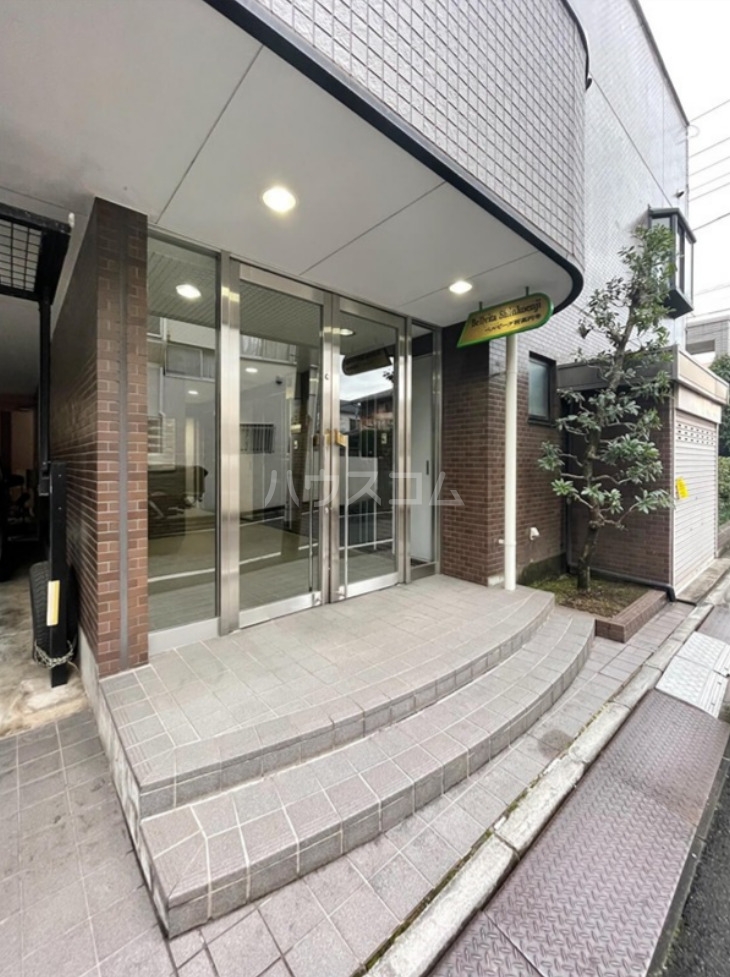 14/22 エントランス