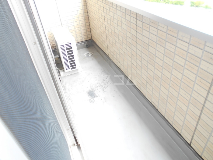 13/28 バルコニー