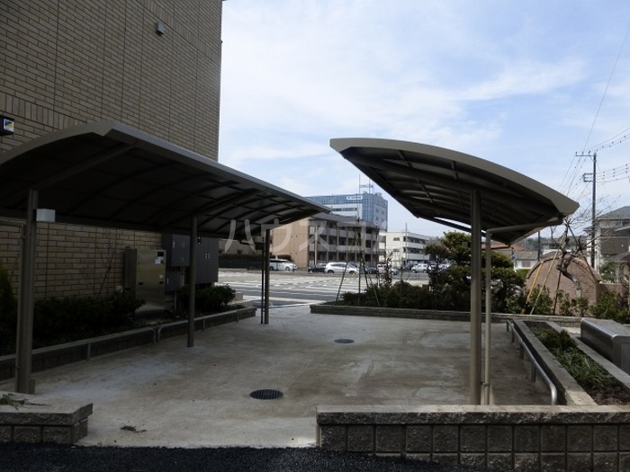 18/28 駐車場
