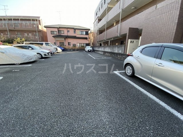 5/8 駐車場