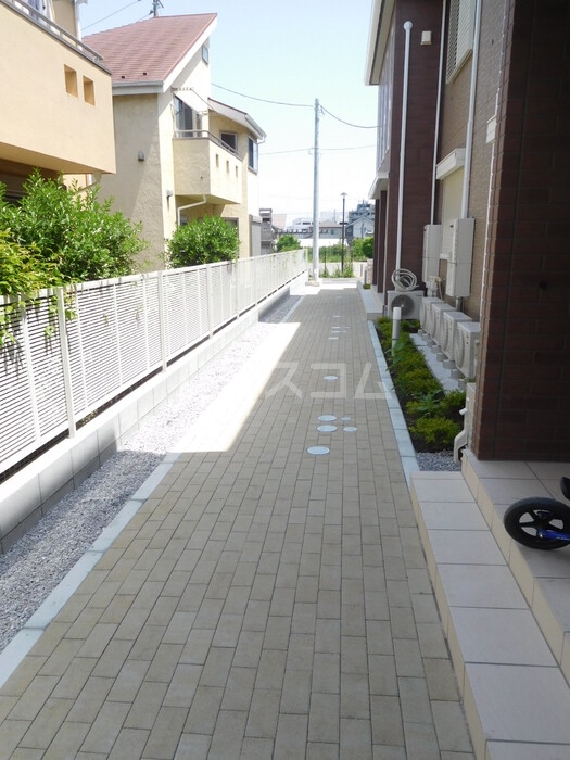 19/26 エントランス