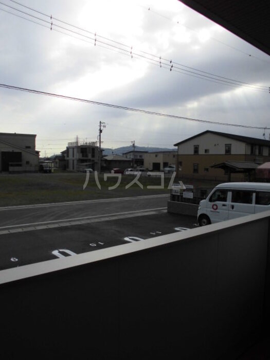 13/18 バルコニー