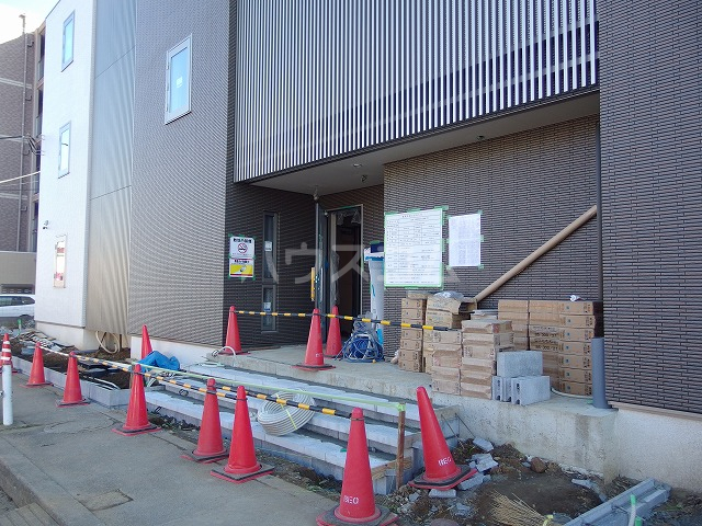 21/29 エントランス