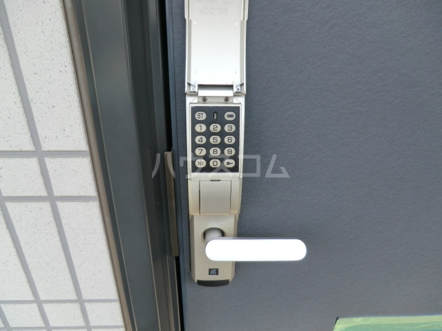 19/28 エントランス