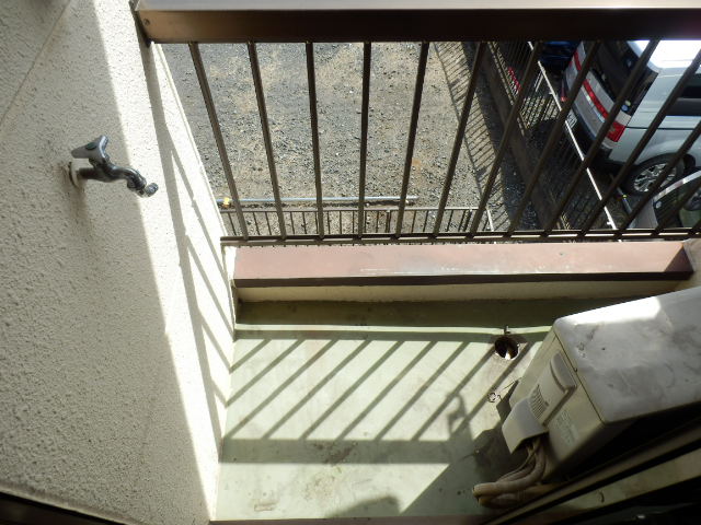 23/28 バルコニー