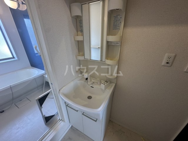 17/30 洗面