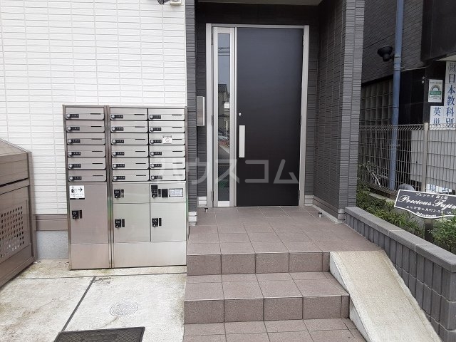 3/6 エントランス