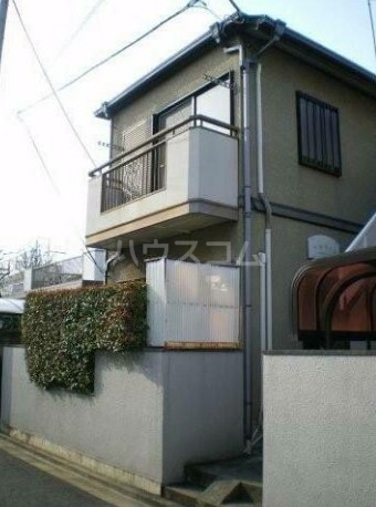 16/16 エントランス