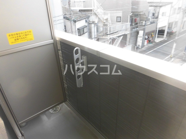 18/25 バルコニー