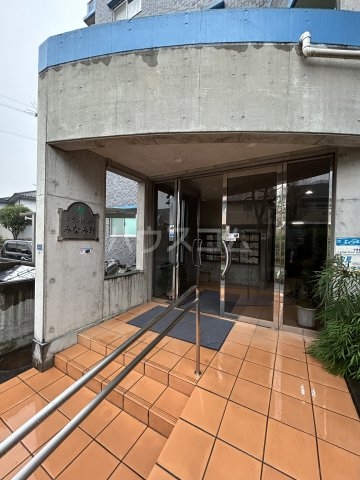 21/30 エントランス