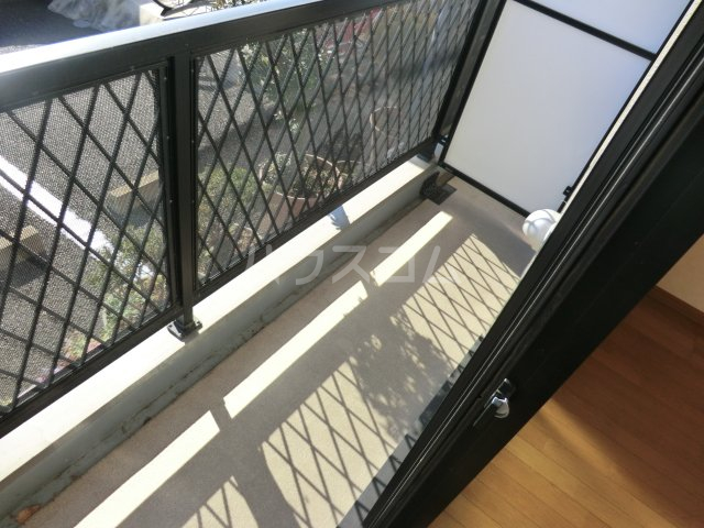 19/30 バルコニー