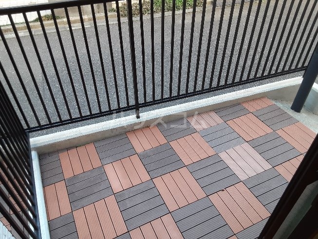 13/22 バルコニー