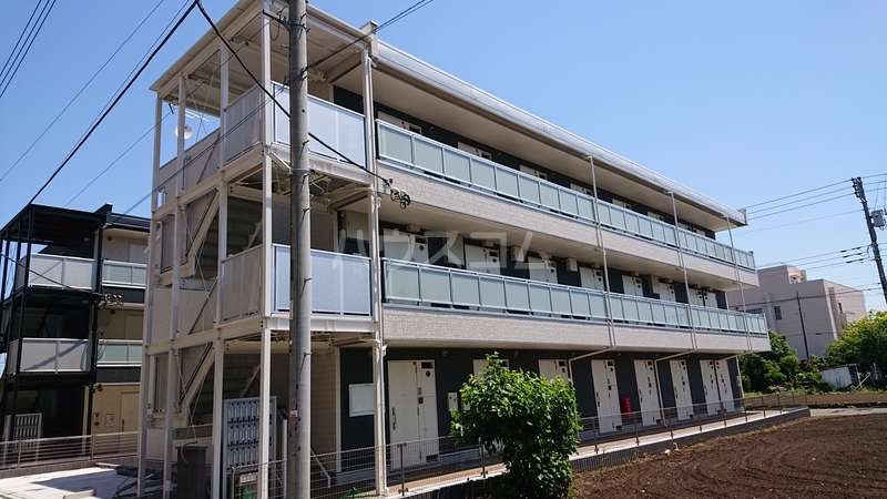 16/26 エントランス