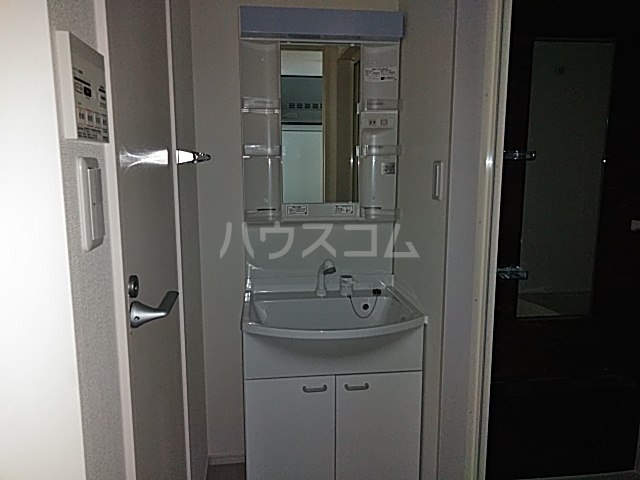17/30 洗面