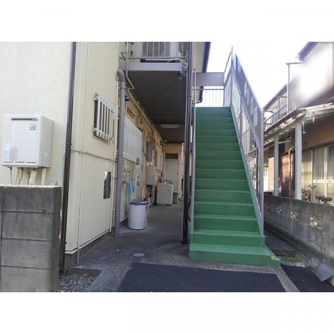 20/27 エントランス