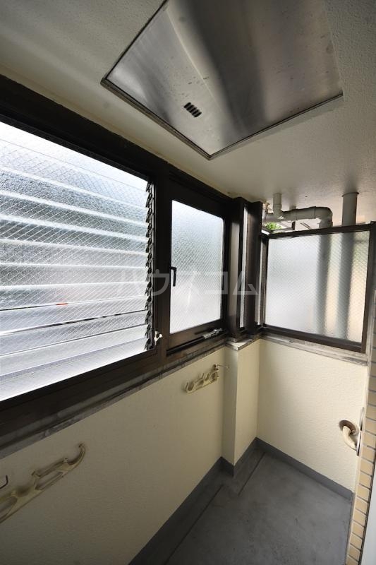 14/27 バルコニー