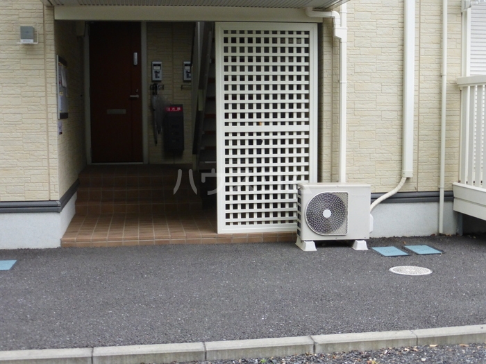 15/18 エントランス