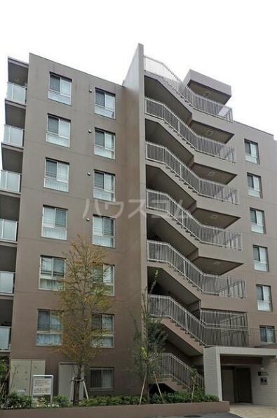 15/25 エントランス