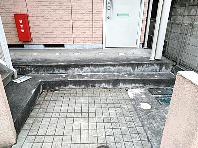 3/10 エントランス