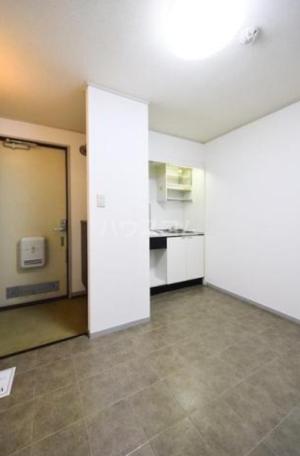 15/17 エントランス