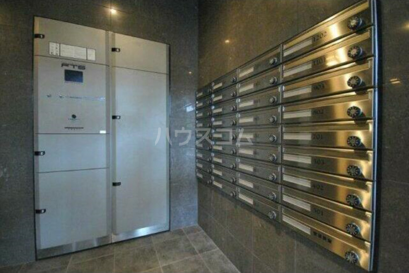 15/25 エントランス