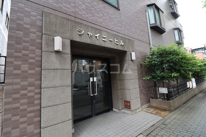 17/27 エントランス