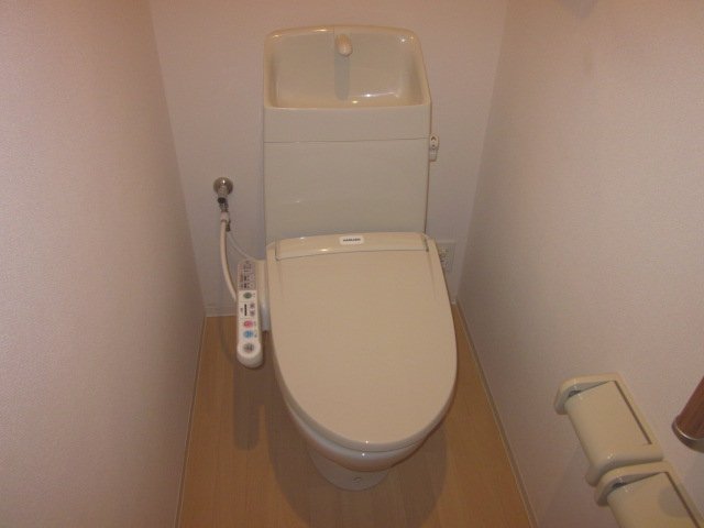13/30 トイレ