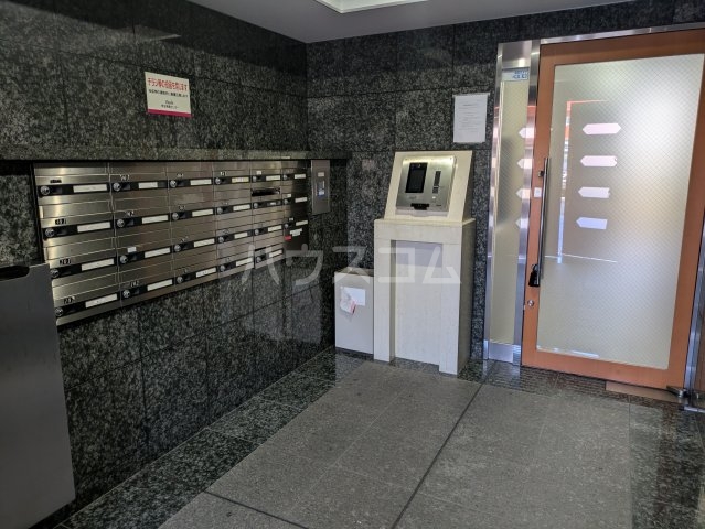 2/13 エントランス