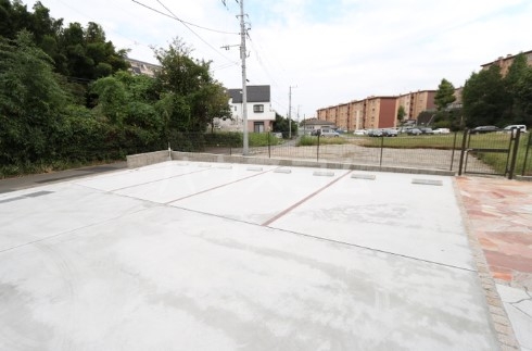 21/24 駐車場