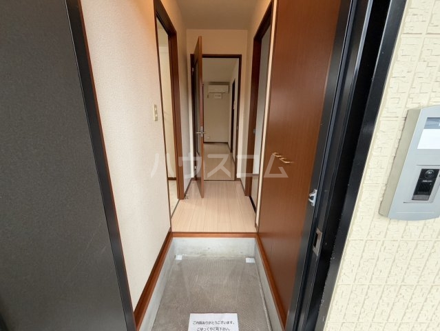 14/30 玄関