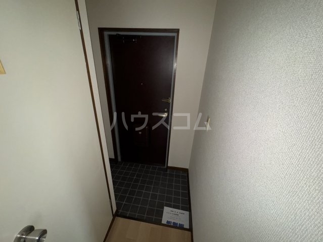 13/30 玄関
