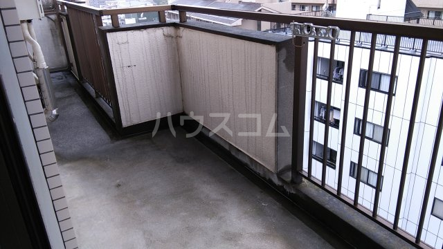 20/30 バルコニー