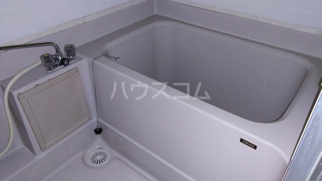 14/30 浴室