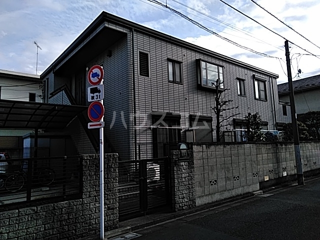 20/23 エントランス