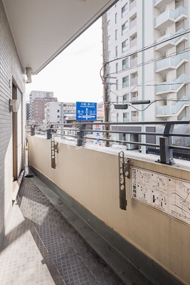 15/28 バルコニー