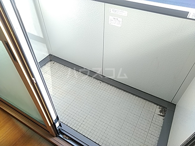 17/28 バルコニー