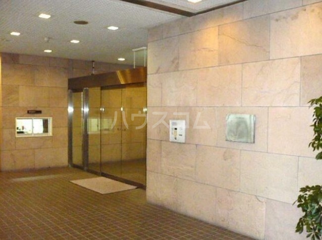 14/24 エントランス