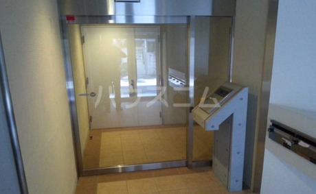 14/22 エントランス